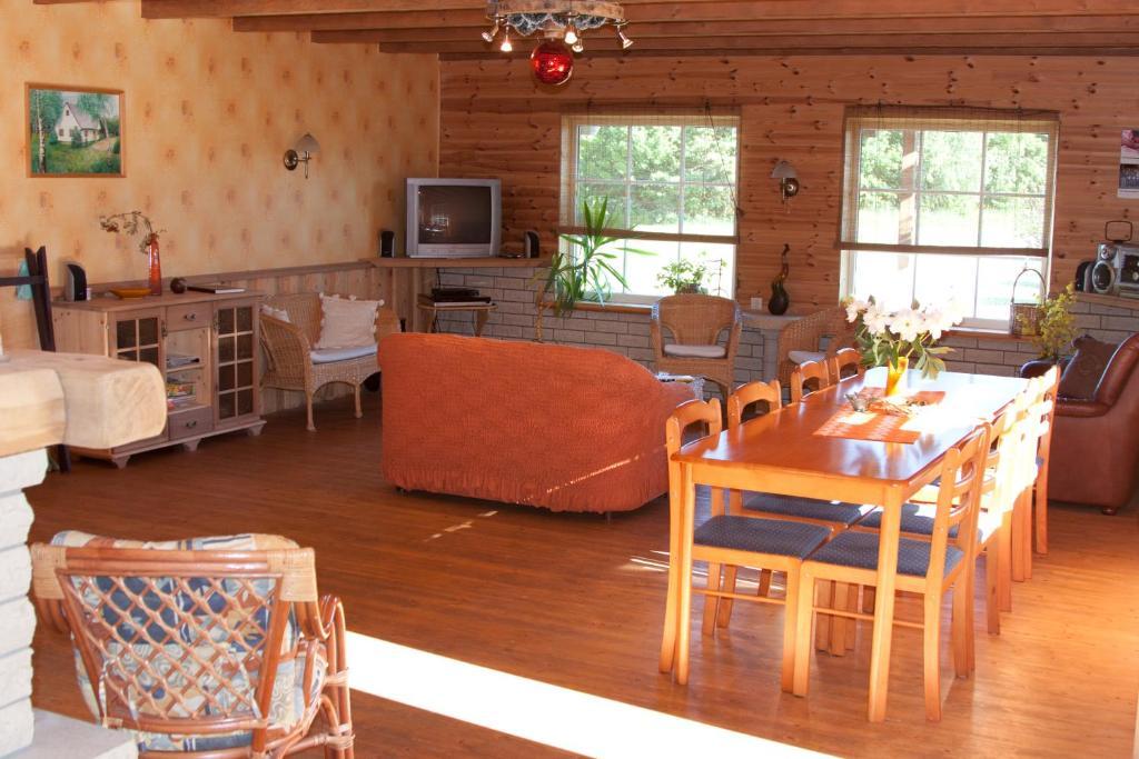 Tonise Holiday Houses Lilbi (Saaremaa)
